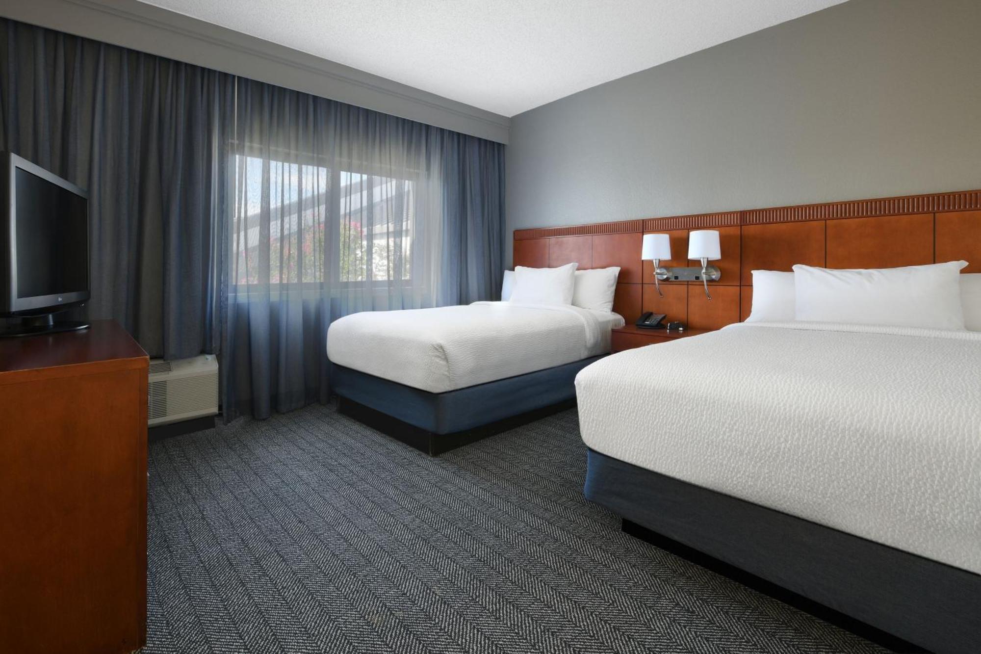 Courtyard Dallas Las Colinas Irving Buitenkant foto